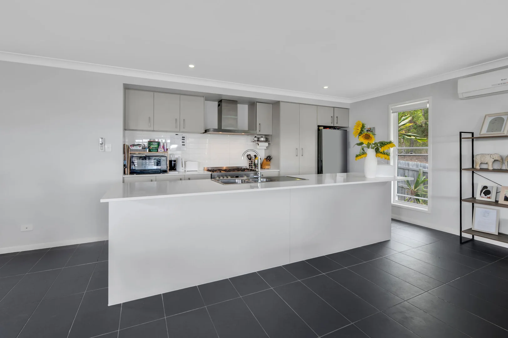 Additional image 4 of 16 Nightshade Crescent, Pimpama QLD 4209