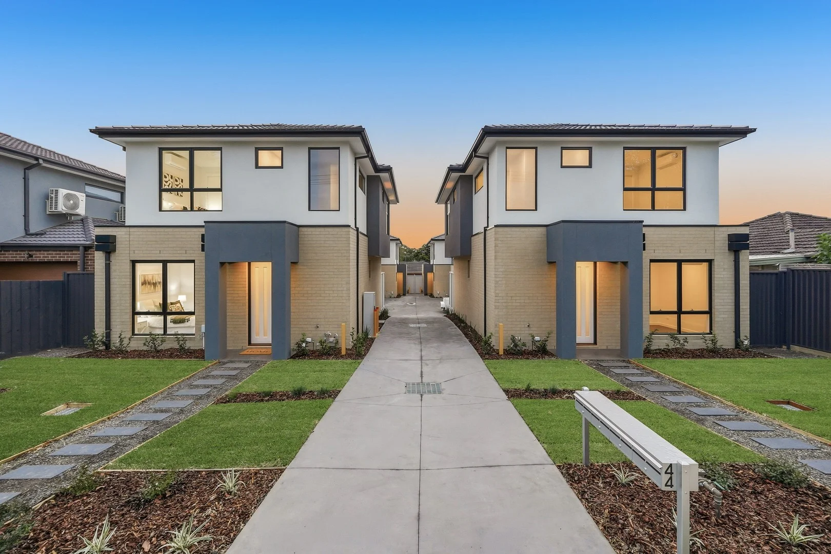 2 & 4/44 Nockholds Crescent, Noble Park VIC 3174