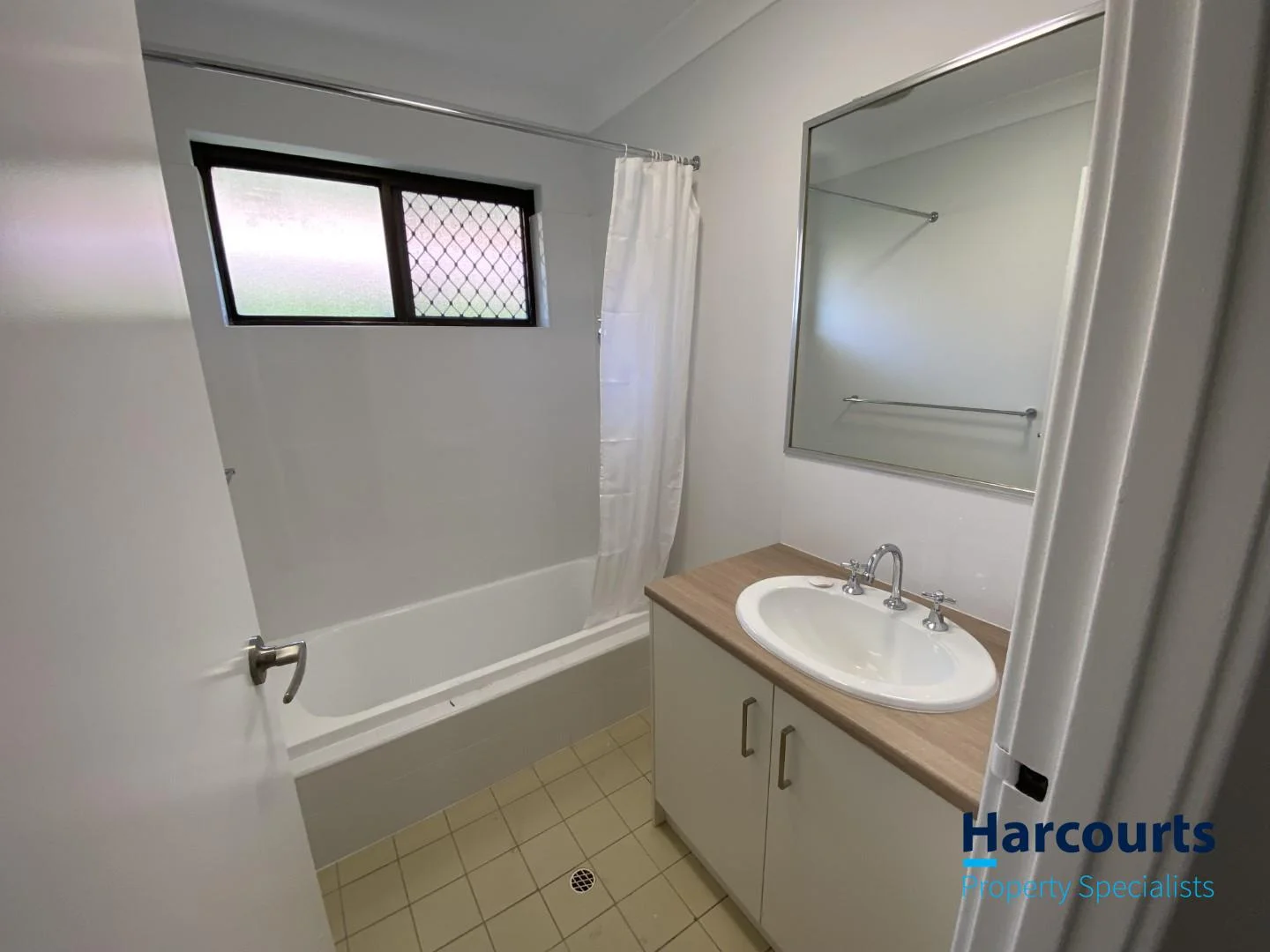 Additional image 7 of 11A Gwenneth Terrace, South Lake WA 6164