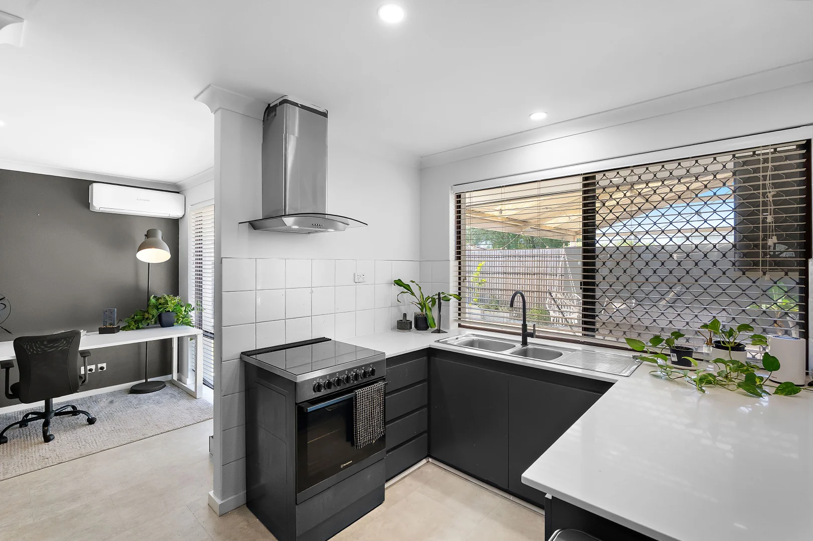 Additional image 16 of 26 Asquith Street, Lake Coogee WA 6166