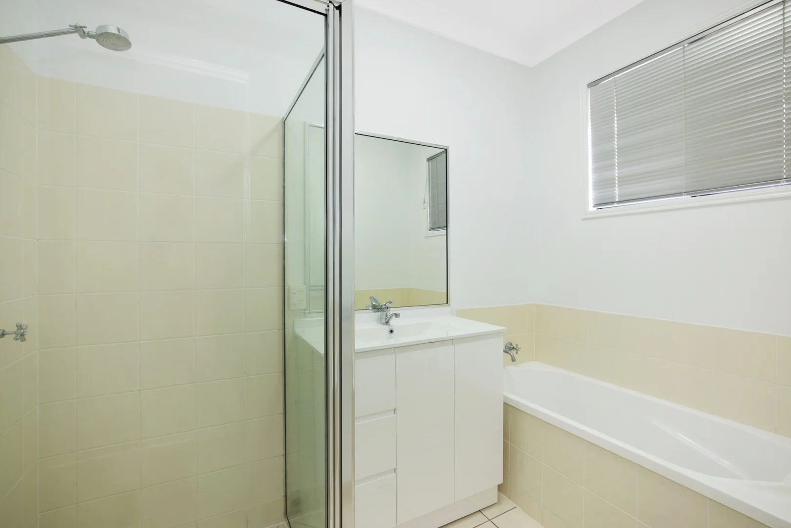 Additional image 7 of SHARE HOUSE/4 Calliope Close, Douglas QLD 4814