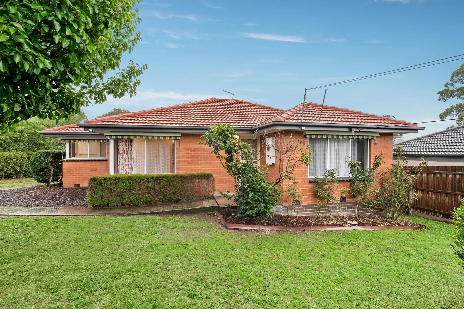26 Russell Avenue, Mooroolbark VIC 3138