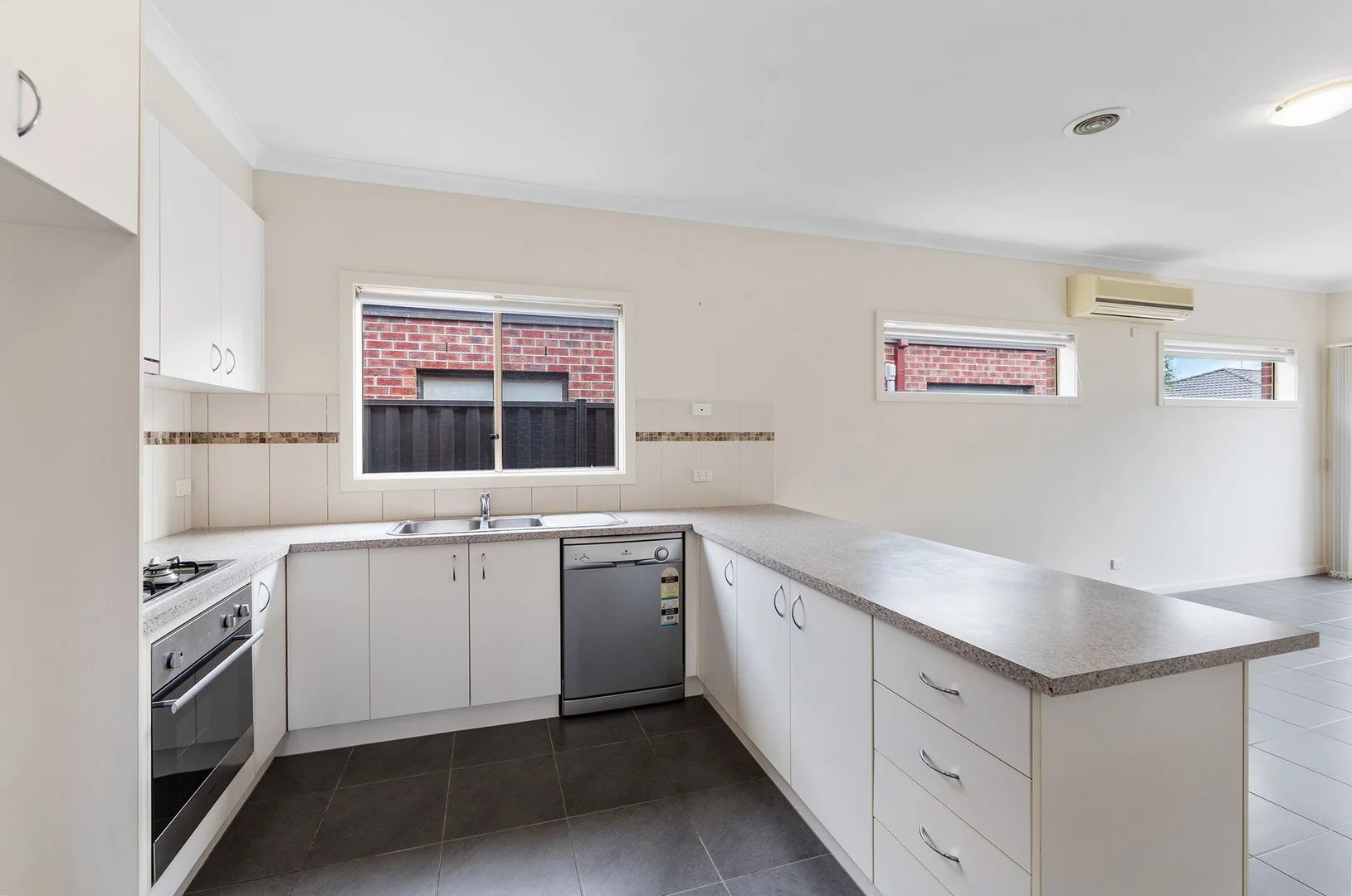 Additional image 3 of 21 Hatchlands Drive, Deer Park VIC 3023