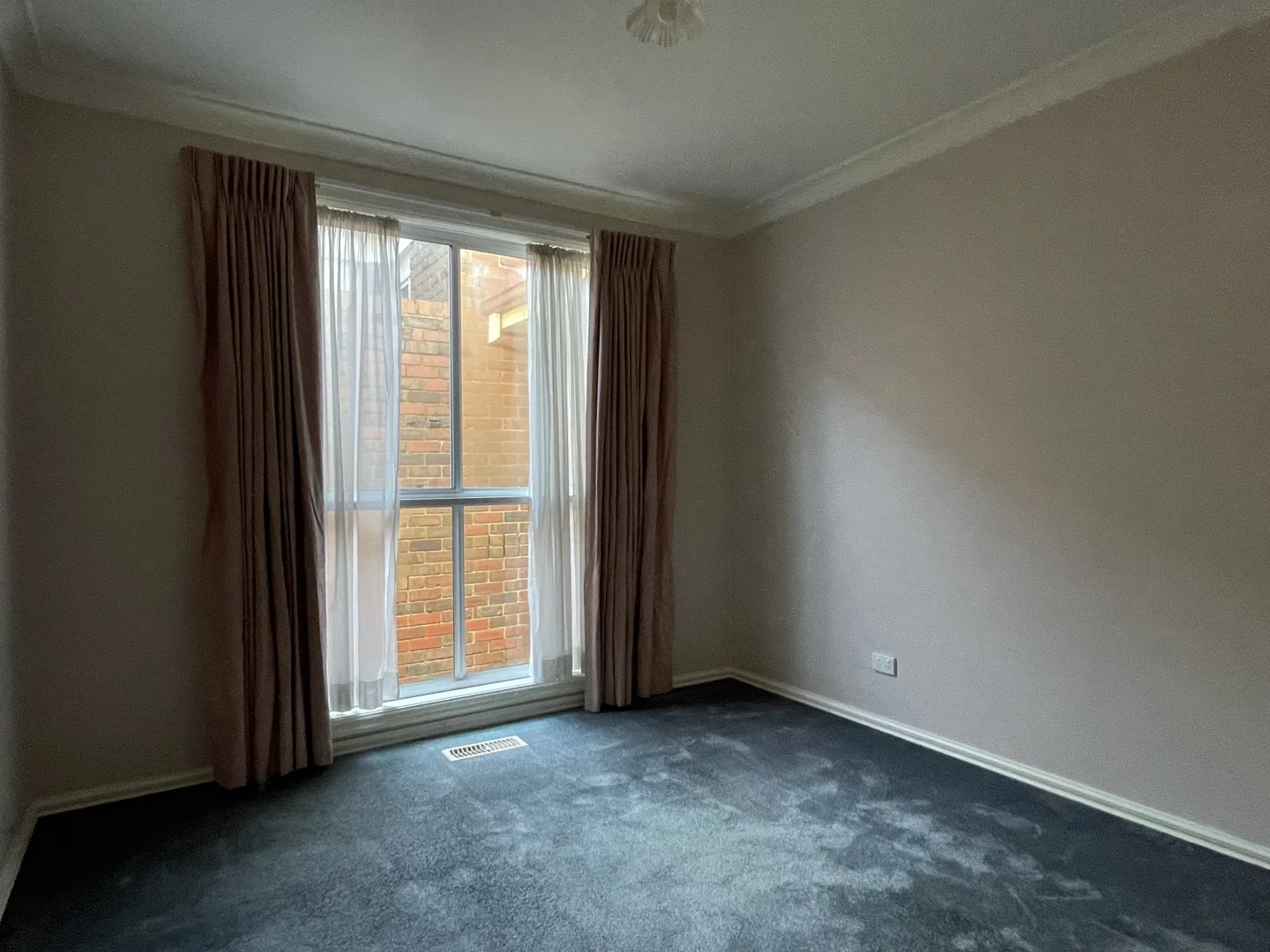 Additional image 6 of 2/11 Graham Street, Glen Waverley VIC 3150