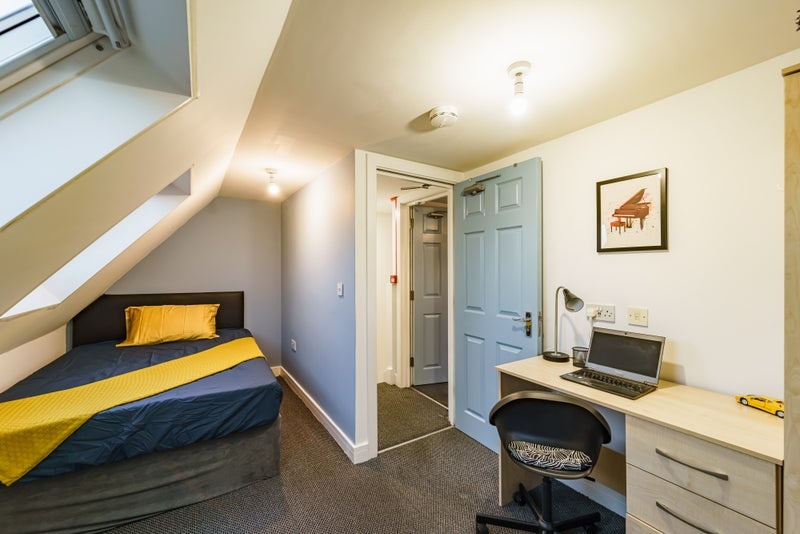 Room in a Shared House, Centenary Road, CV4, N1 7GU photo 2