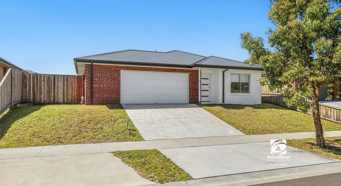 80 Laurina Way, Lucknow VIC 3875