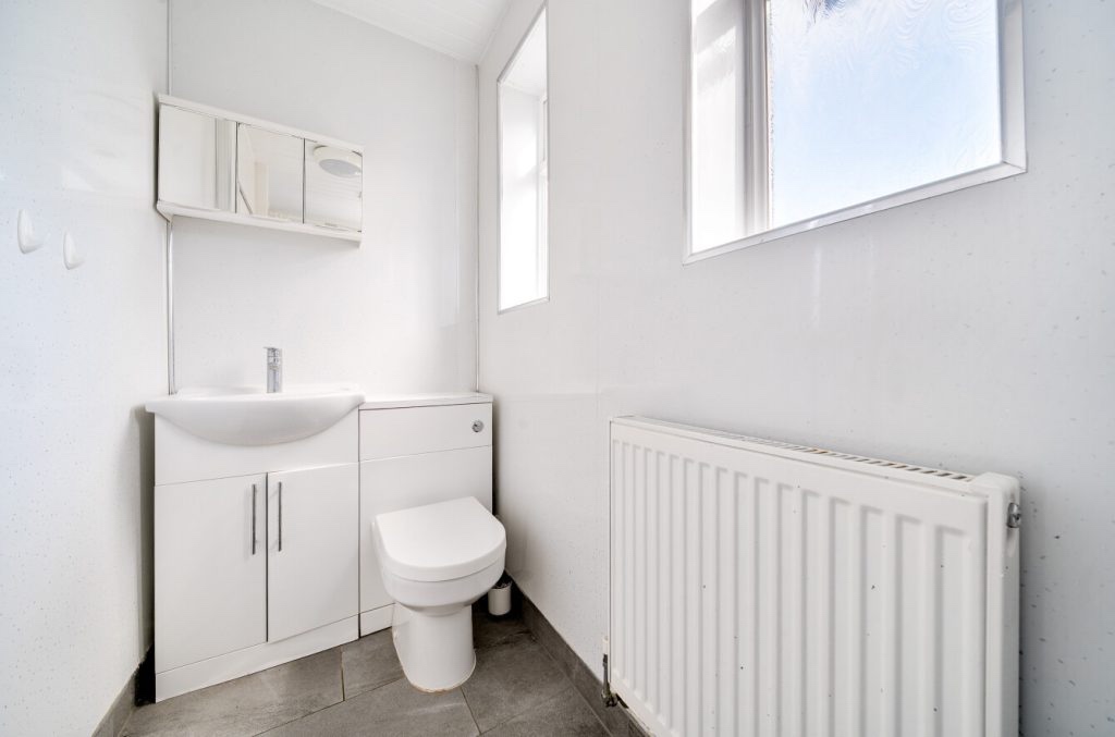 Additional image 12 of 5 Bed End Terrace, Thackeray Road, SO17, N1 7GU
