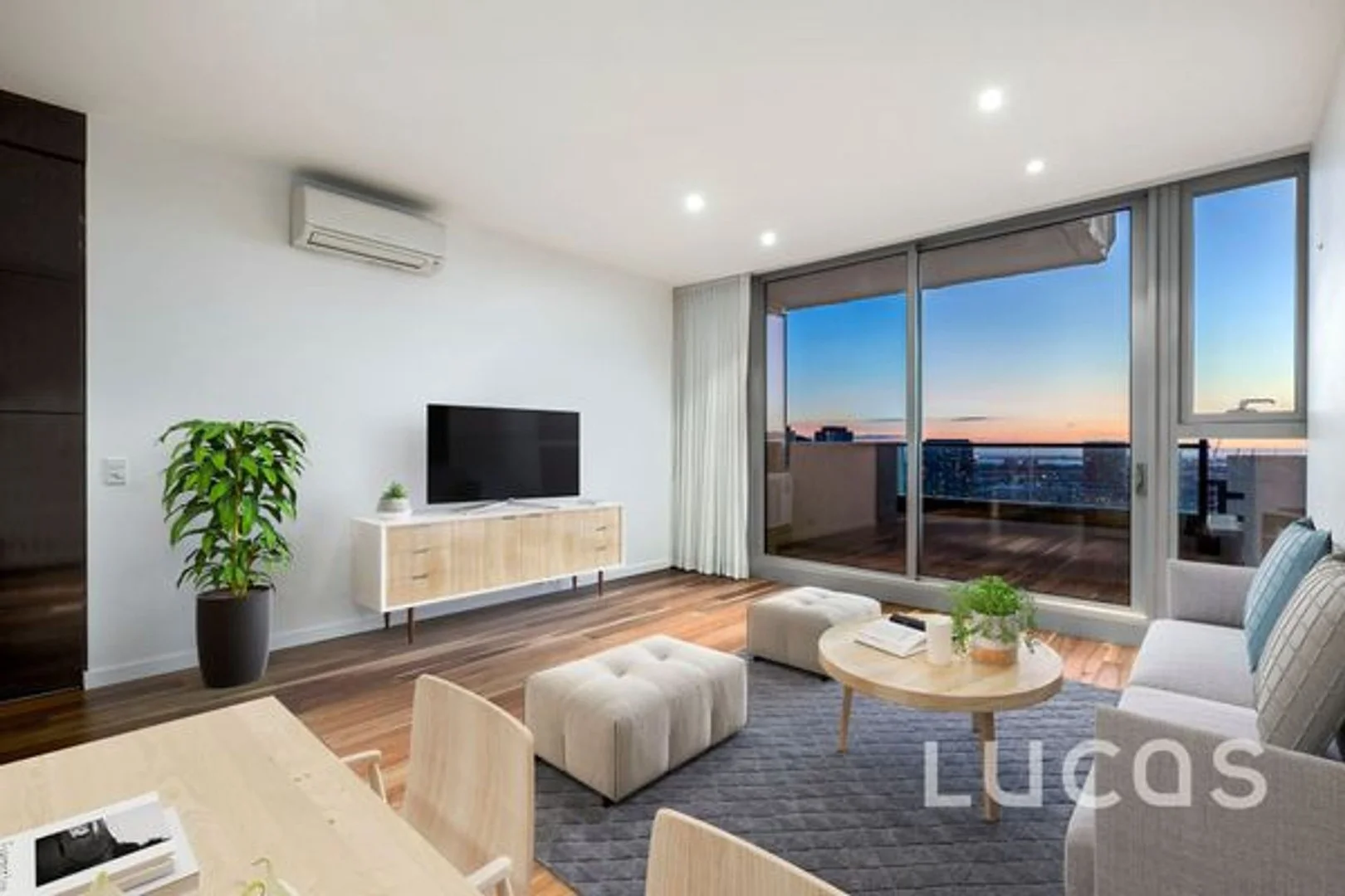 S2007/231 Harbour Esplanade, Docklands VIC 3008