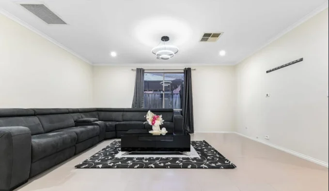 Additional image 4 of 25 Dan Morgan Dr, Cranbourne East VIC 3977