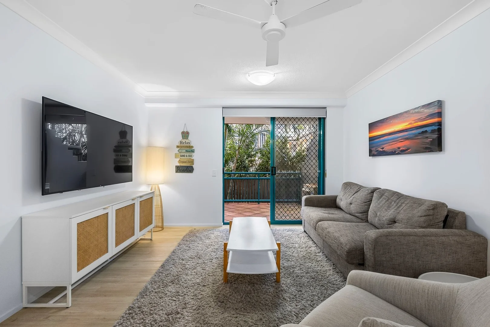 10/20 Anne Avenue, Broadbeach QLD 4218