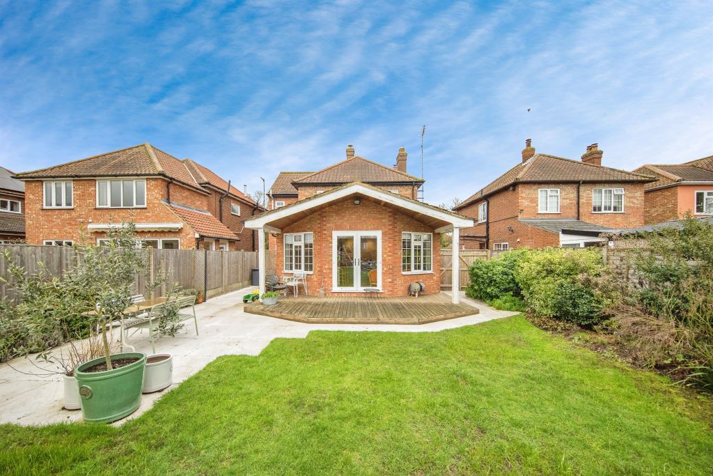 4 bed detached house for saleIpswich Road, Holbrook, Ipswich IP9