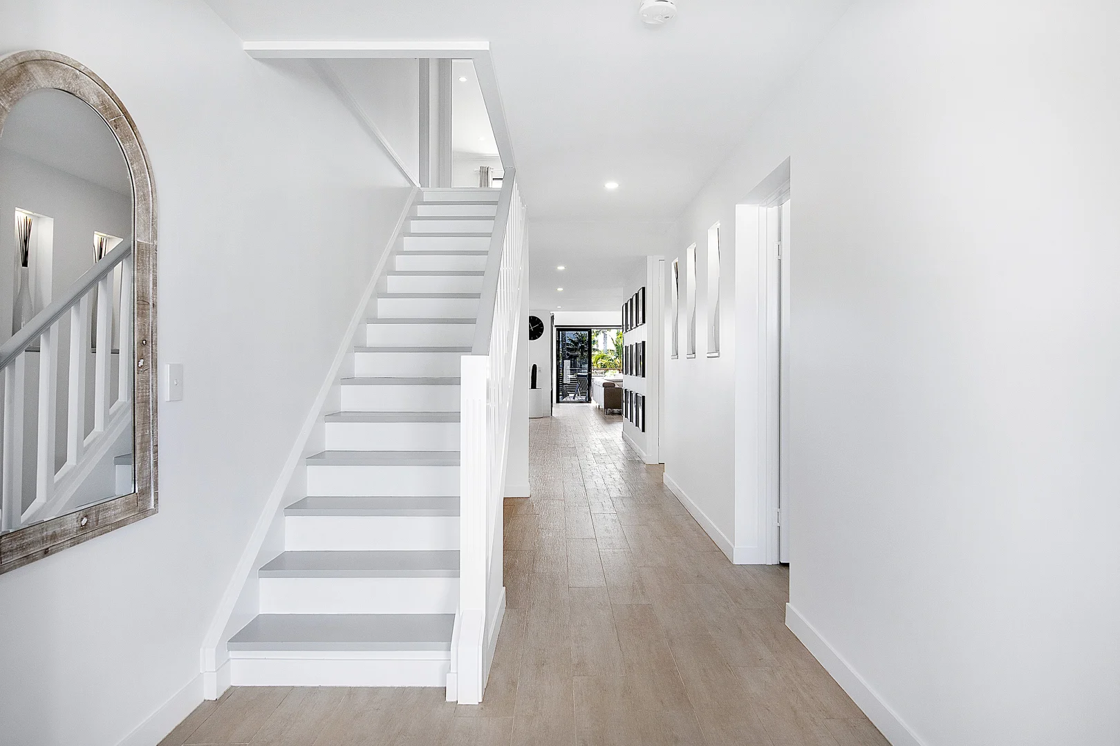 Additional image 15 of 7 San Michele Court, Broadbeach Waters QLD 4218