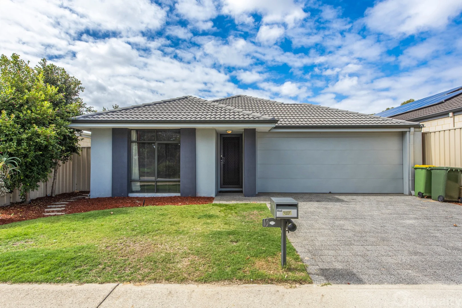10 Dornoch Way, Meadow Springs WA 6210