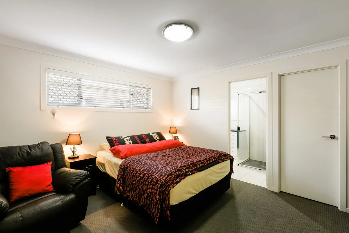 Additional image 5 of 2/19A Searle Street, South Toowoomba QLD 4350
