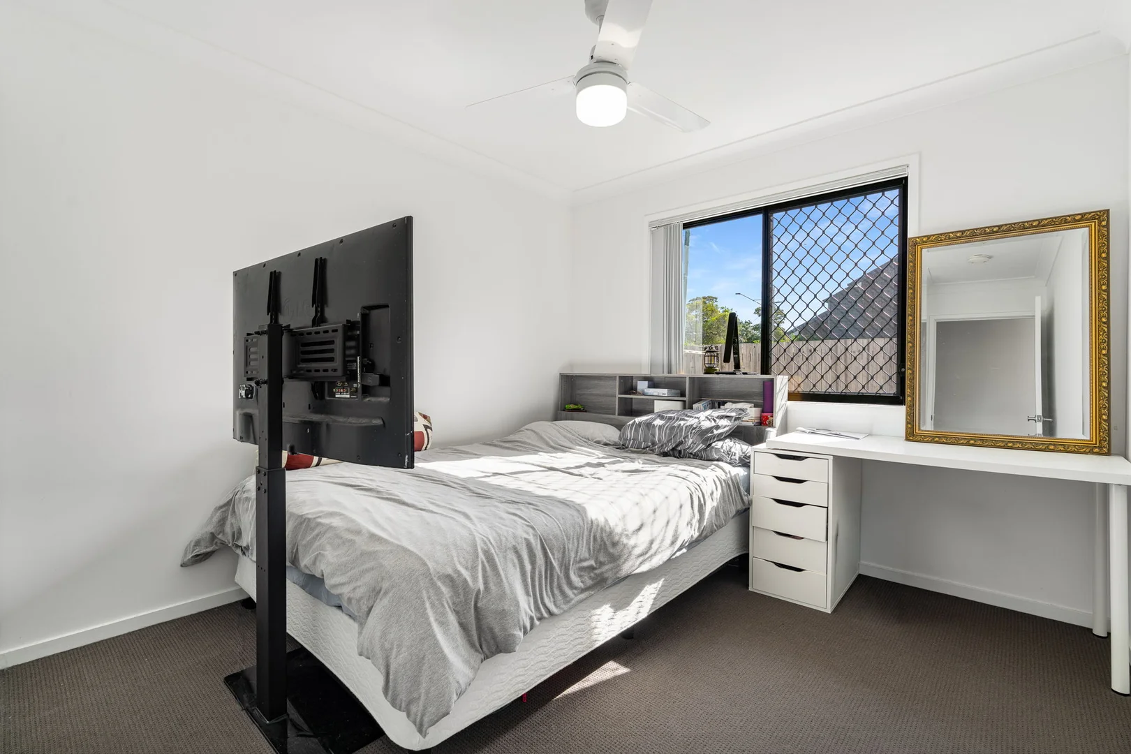 Additional image 8 of 1/55 Fedrick Street, Boronia Heights QLD 4124