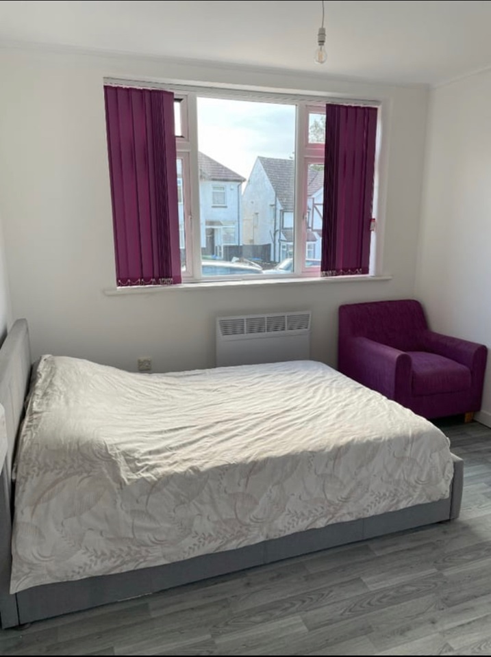 Studio Flat, Southampton, SO19, N1 7GU