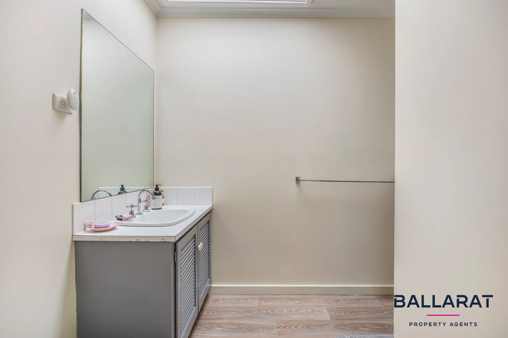 Additional image 7 of 628B Wilson St, Canadian VIC 3350