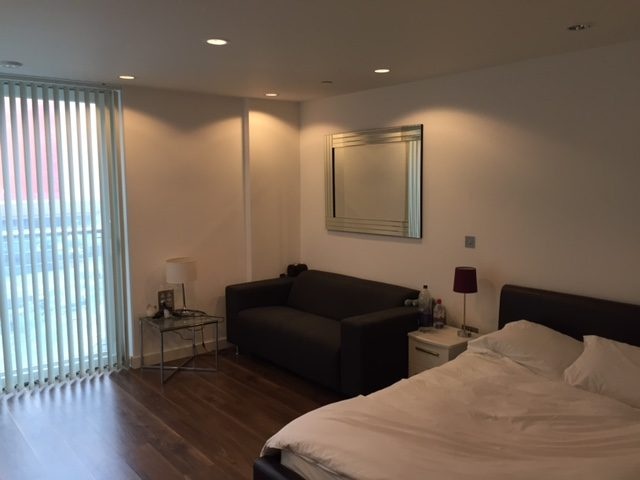 Studio Flat, Number One, M50, N1 7GU photo 3