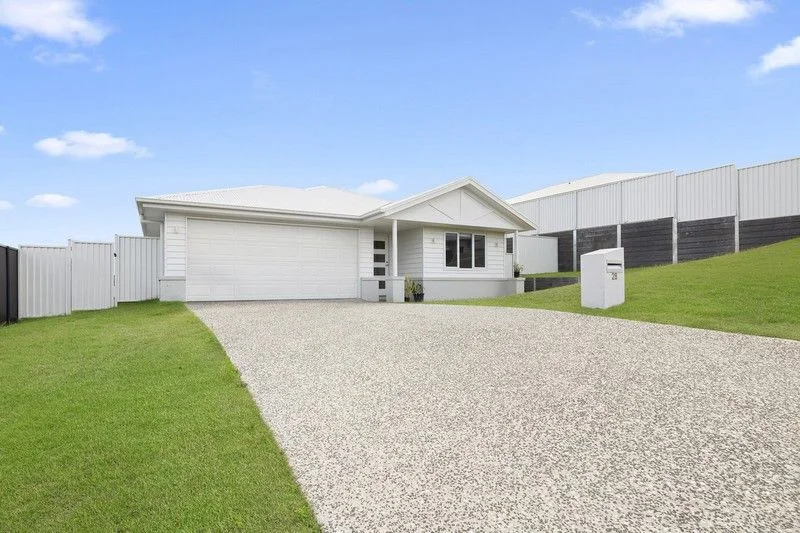 28 Golf Links Cir, Gympie QLD 4570
