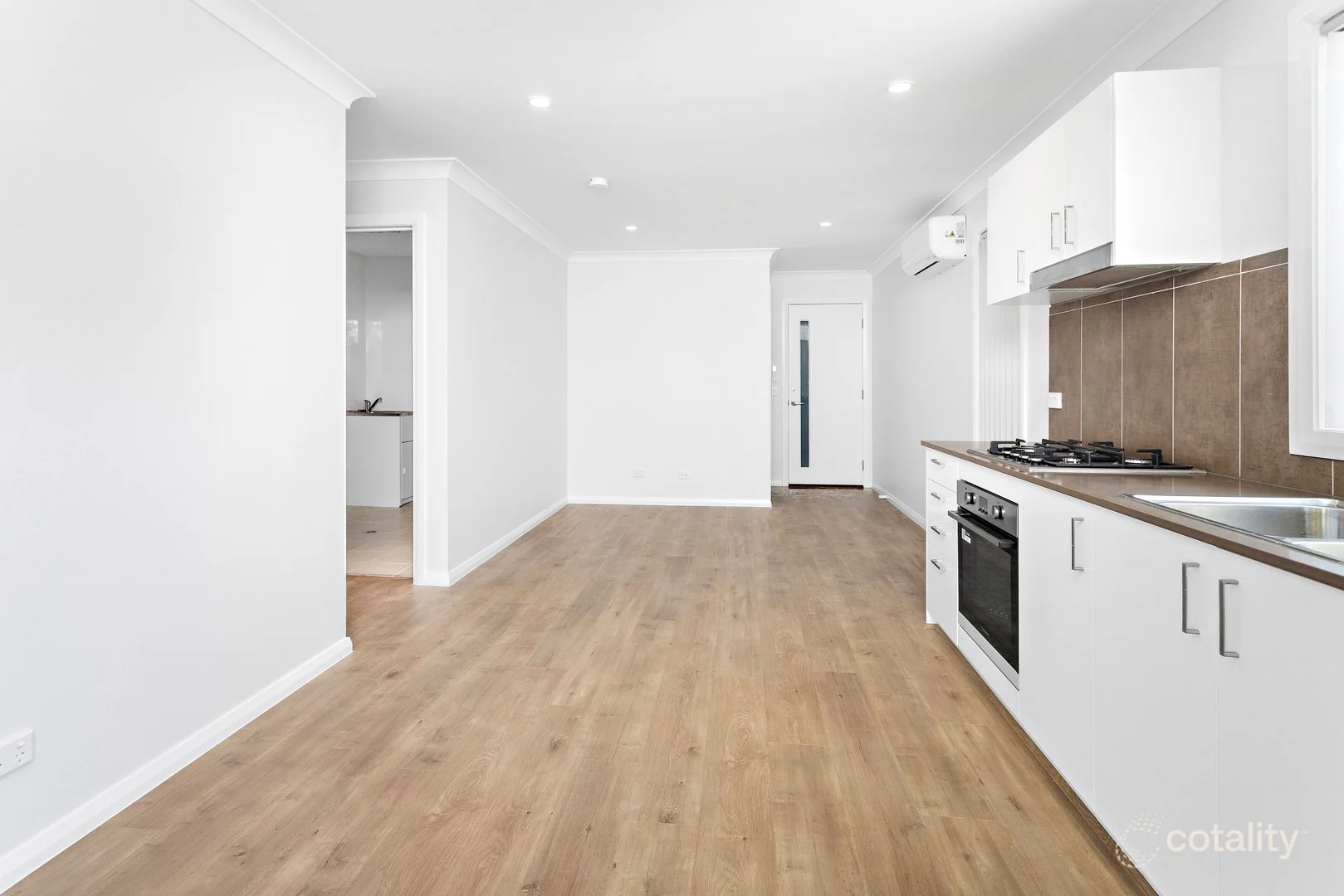 8A Barellan Avenue, Dapto NSW 2530