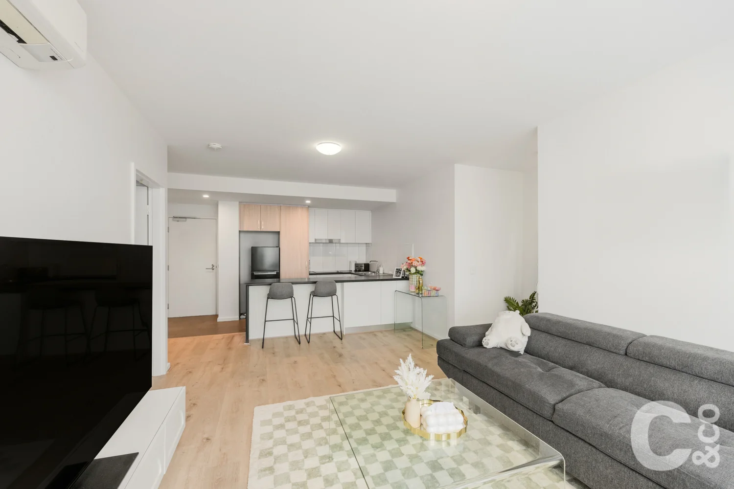 210/50 Pimlico Crescent, Wellard WA 6170