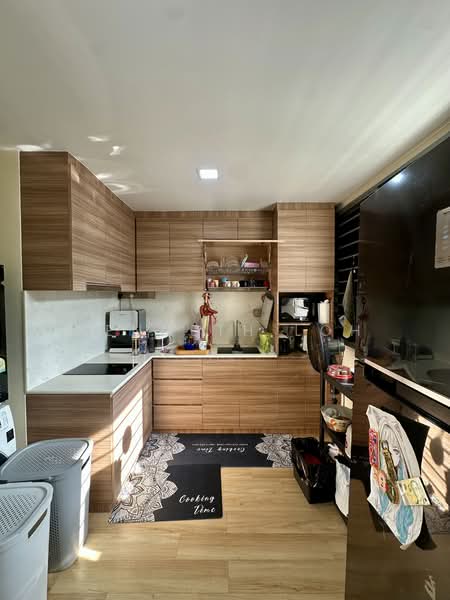 33 Geylang Lorong 32 photo 3