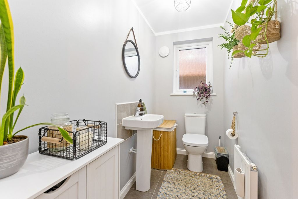 Additional image 13 of 3 bed semi-detached house for sale47 Foster Road, Penicuik EH26