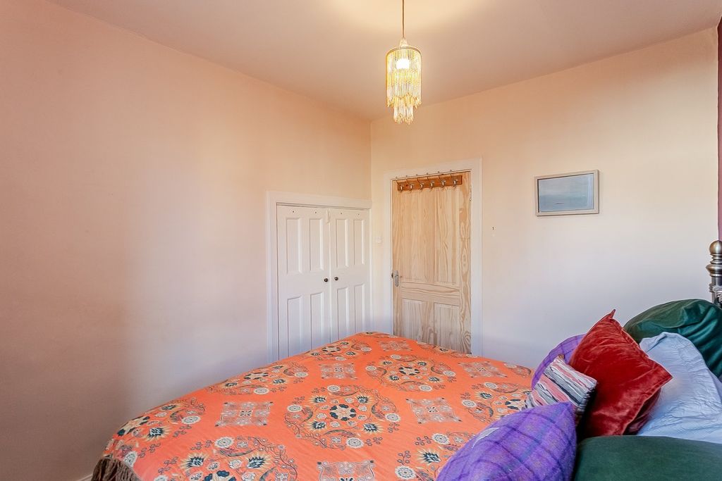 Additional image 11 of 3 bed flat for saleLochend Avenue, Edinburgh EH7