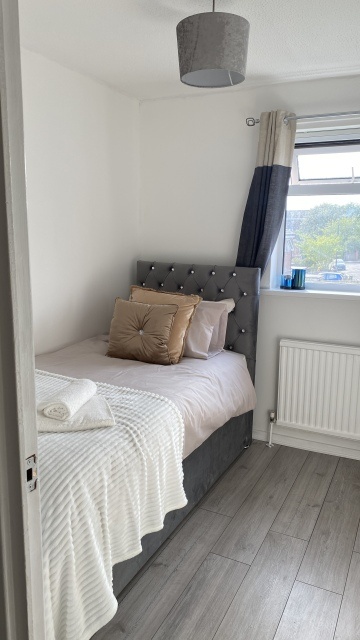 Additional image 8 of 3 Bed Terraced House, Isaac Close, M5, N1 7GU
