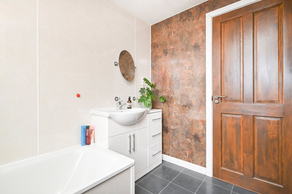Additional image 20 of 3 bed bungalow for sale6 Roebrek, Brae, Shetland ZE2
