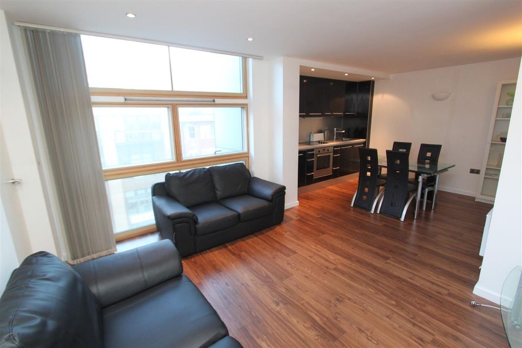 2 bed flat for saleWest Point, Wellington Street LS1