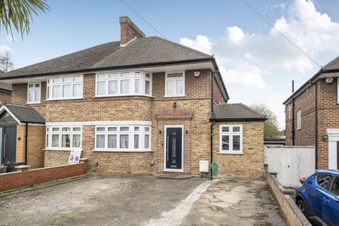Field End Road, Ruislip, Middlesex HA4