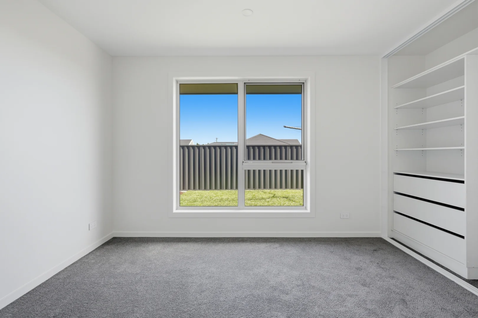 Additional image 9 of 2/10 Pimelea Close, George Town TAS 7253