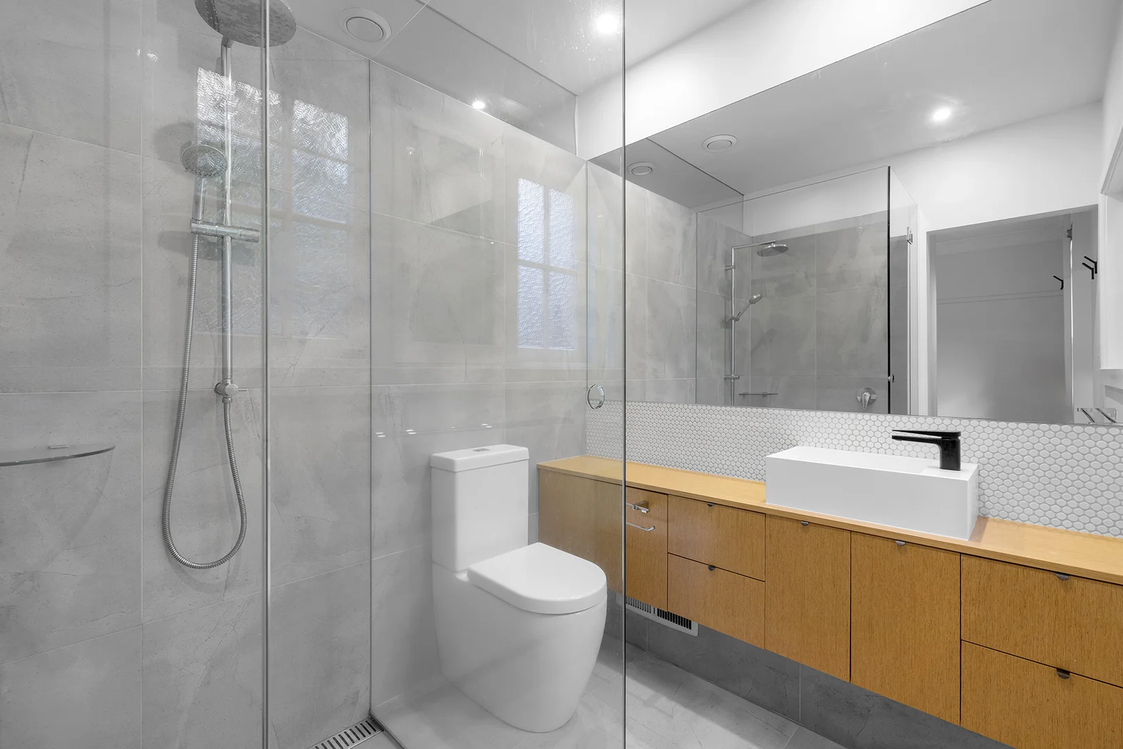 Additional image 5 of 1/4 Tennyson Street, St Kilda VIC 3182