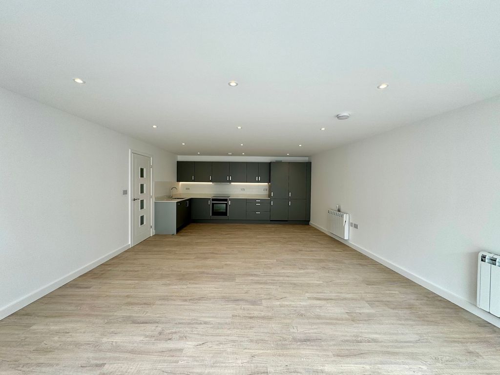 Additional image 11 of 2 bed property for sale3 Crahamel House, St Helier JE2