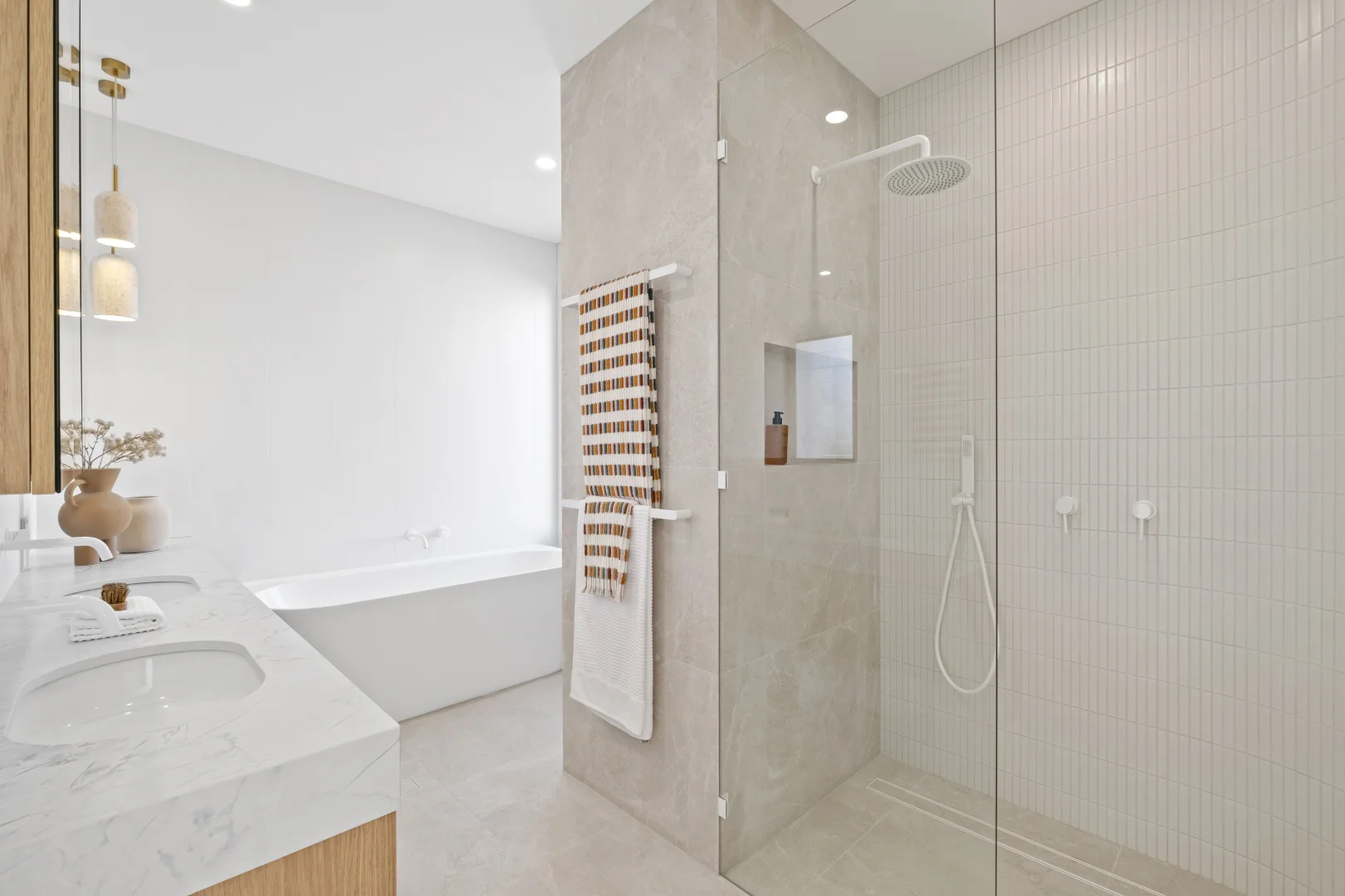 Additional image 23 of 1/37 Oomoo Street, Buddina QLD 4575