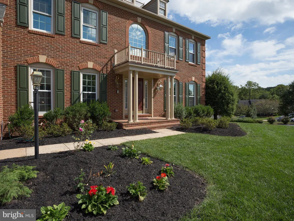 4887 Annamohr Drive, Fairfax, VA 22030