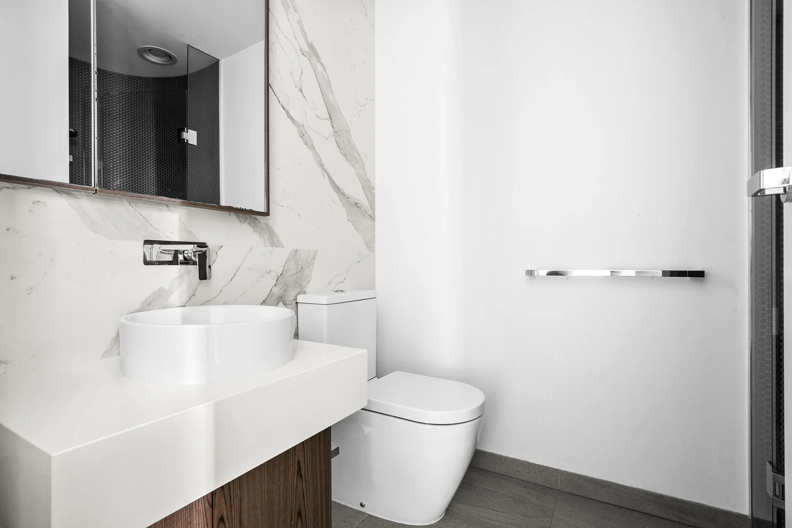 Additional image 6 of 1004/77 Queens Road, Melbourne VIC 3004