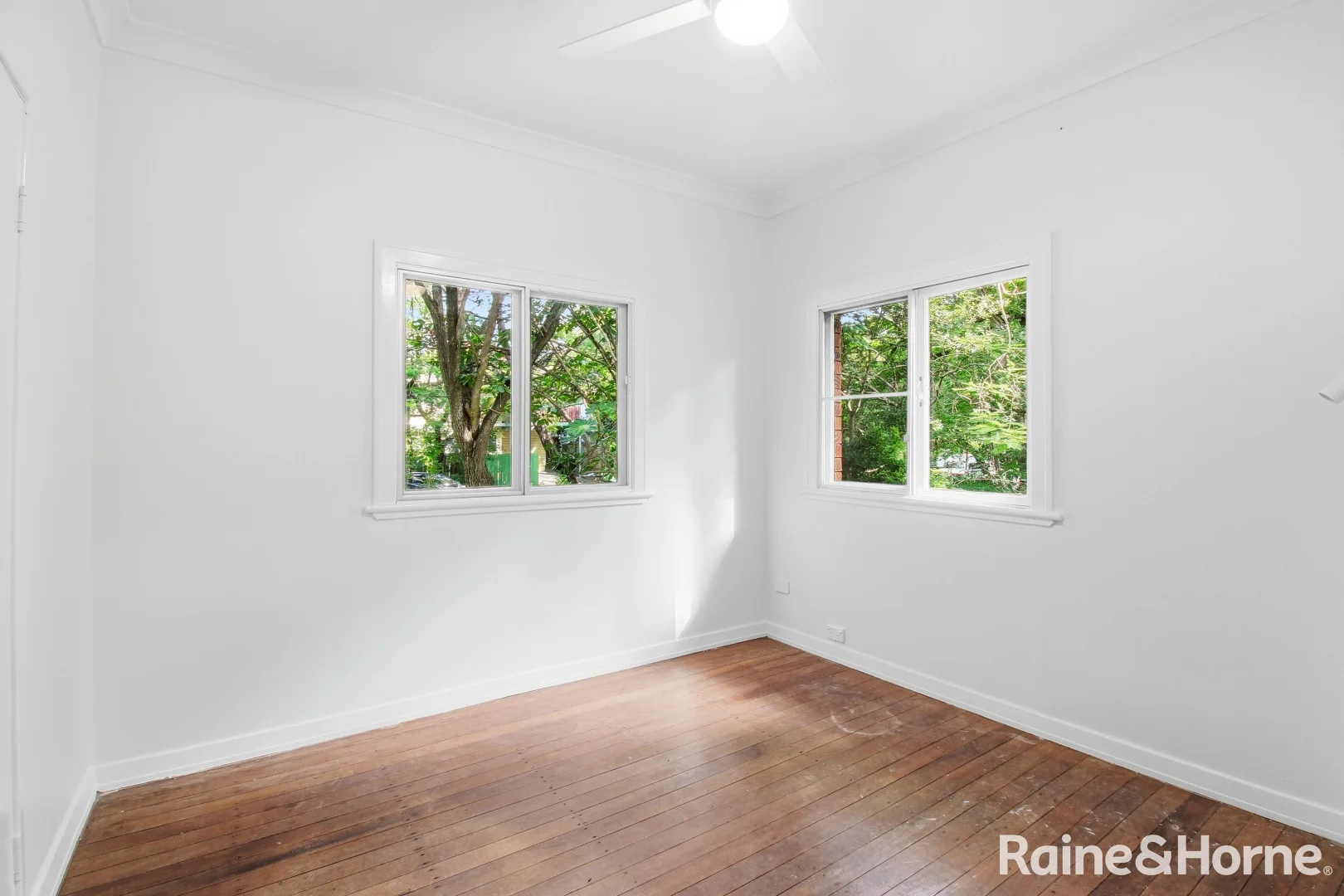 Additional image 5 of 71 Dell Road, St Lucia QLD 4067