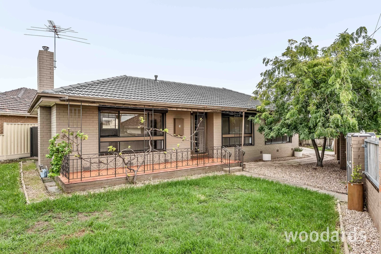 4 Bates Avenue, Thomastown VIC 3074