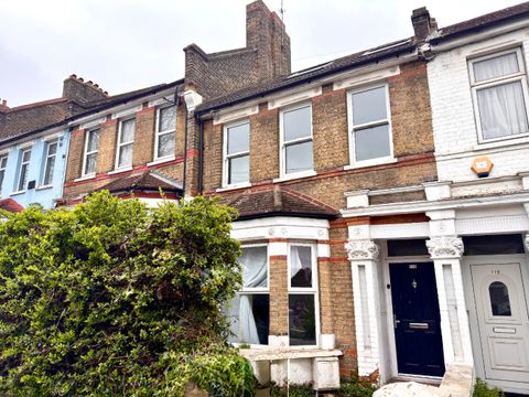 Griffin Road, Plumstead, London SE18