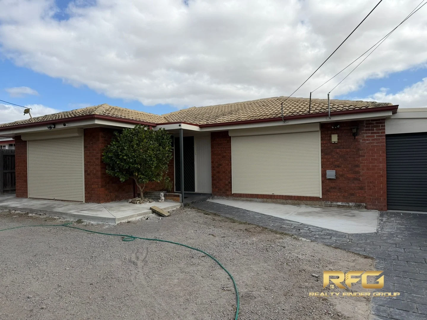 40 Carina Dr, Melton VIC 3337