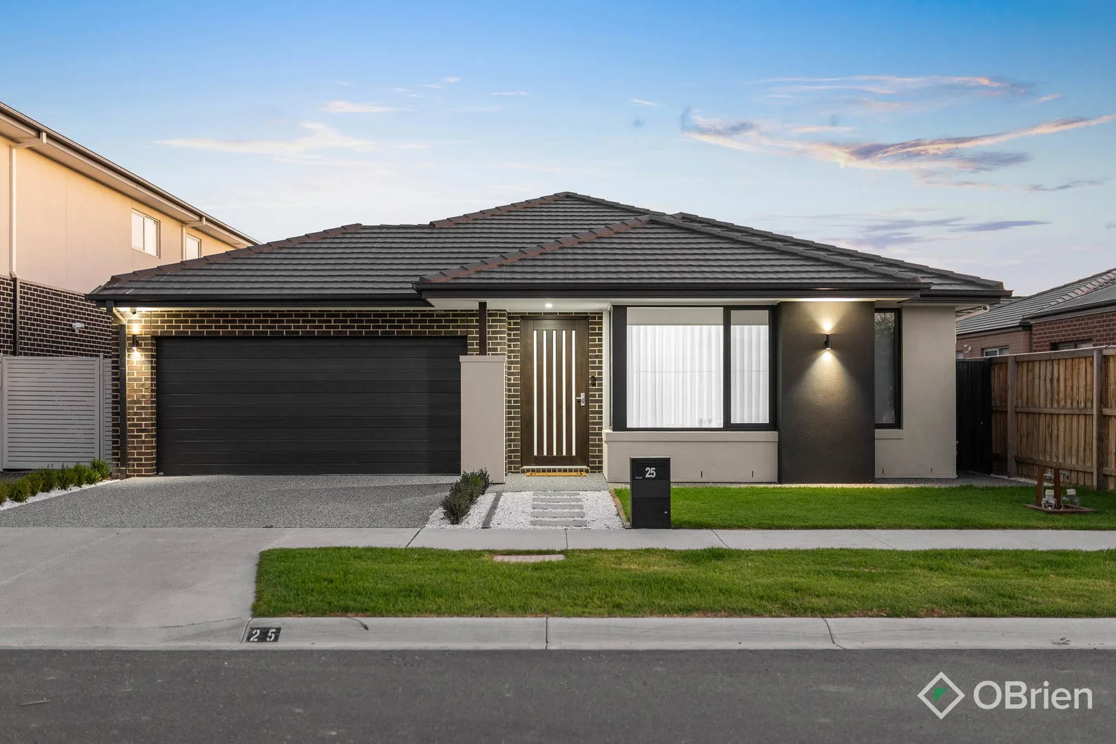 25 Blossom Street, Officer VIC 3809