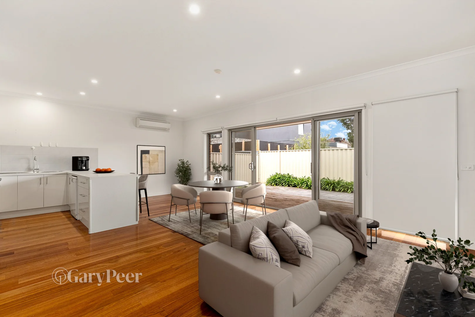 Additional image 2 of 2/29 Eleebana Ave, Hughesdale VIC 3166