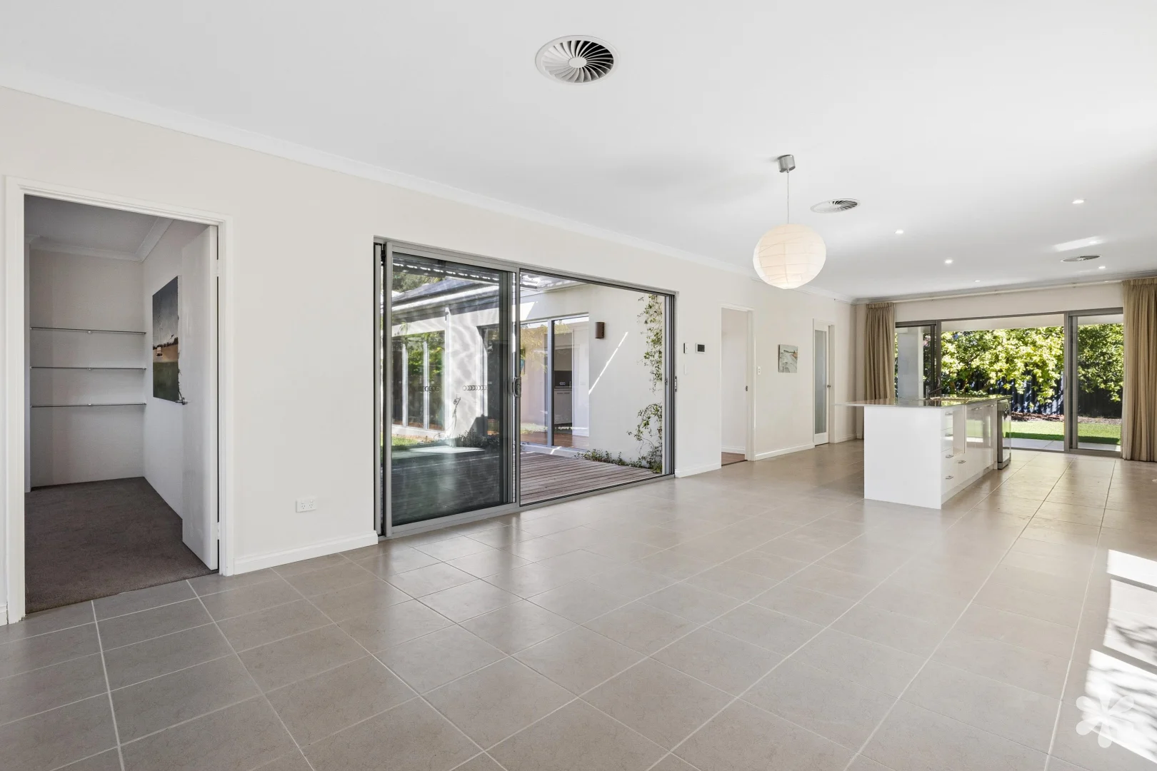 Additional image 6 of 17 Lurnea Place, Karawara WA 6152
