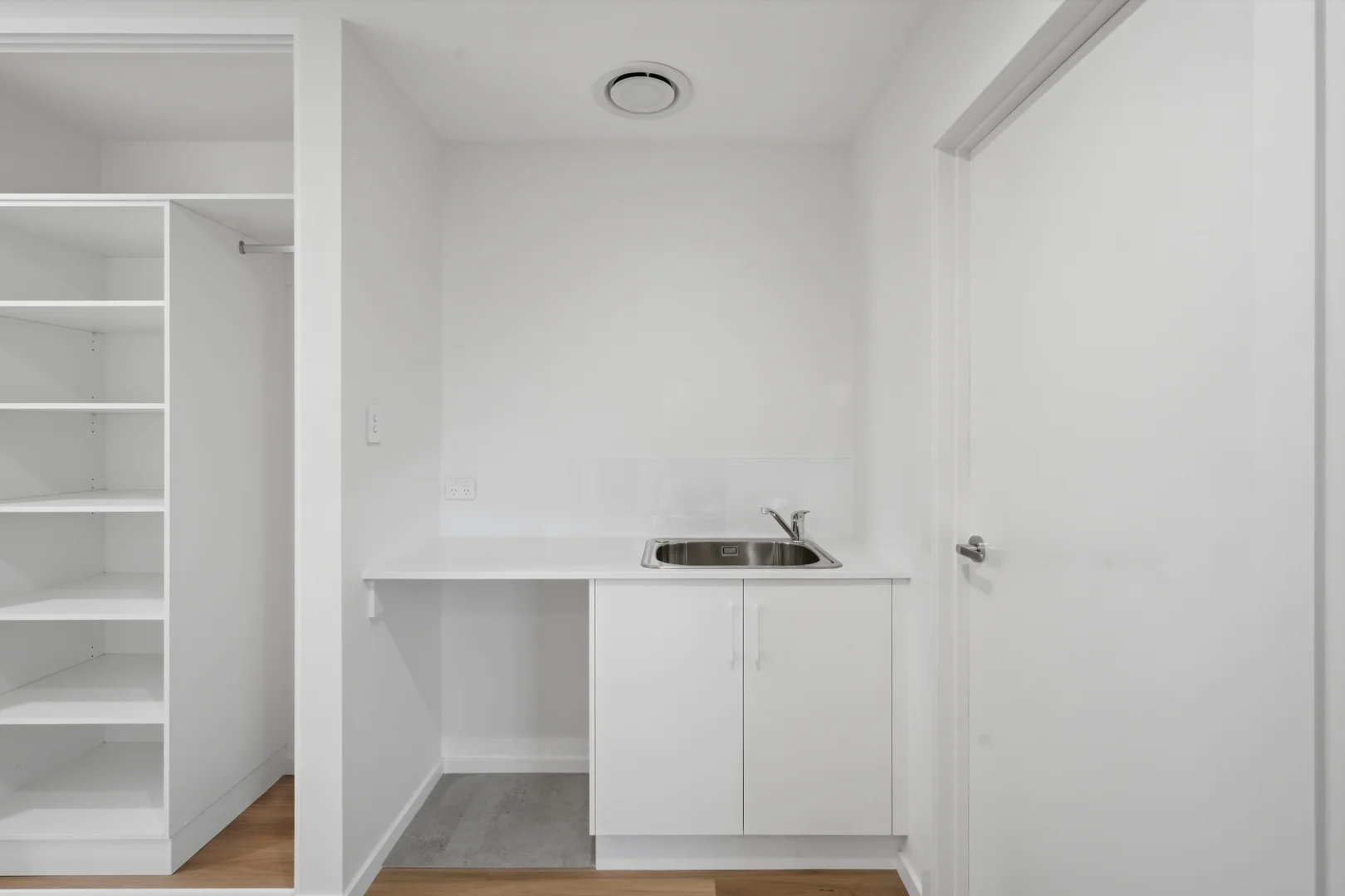 Additional image 12 of 2/10 Pimelea Close, George Town TAS 7253