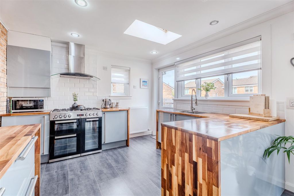 Additional image 7 of 3 bed detached house for saleSilver Firs, Motherwell ML1