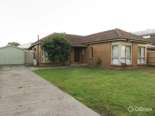 33 Mernda Avenue, Bonbeach VIC 3196