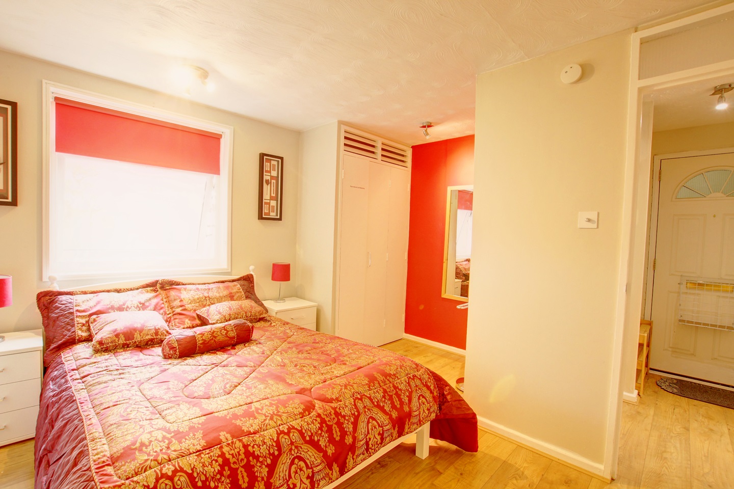 1 Bed Flat, Coronation Street, CB2, N1 7GU