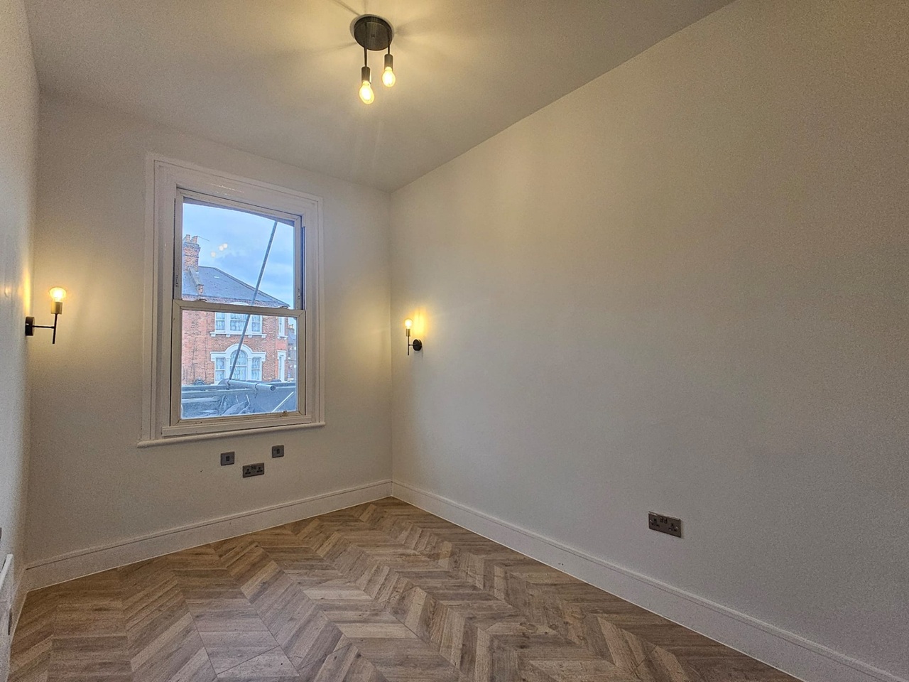 2 Bed Flat, Junction Road, N19, N1 7GU photo 4